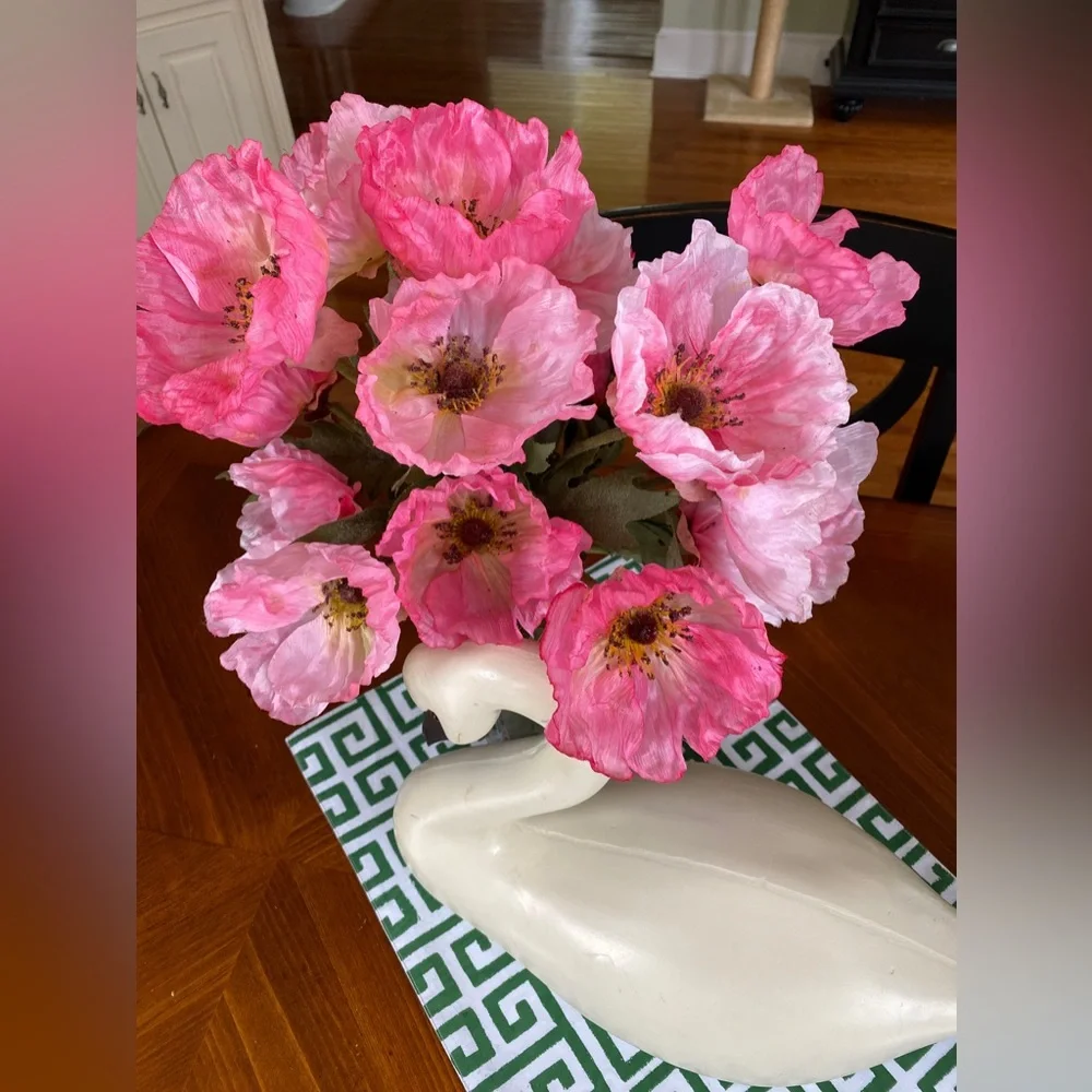Vase with flowers in excellent condition